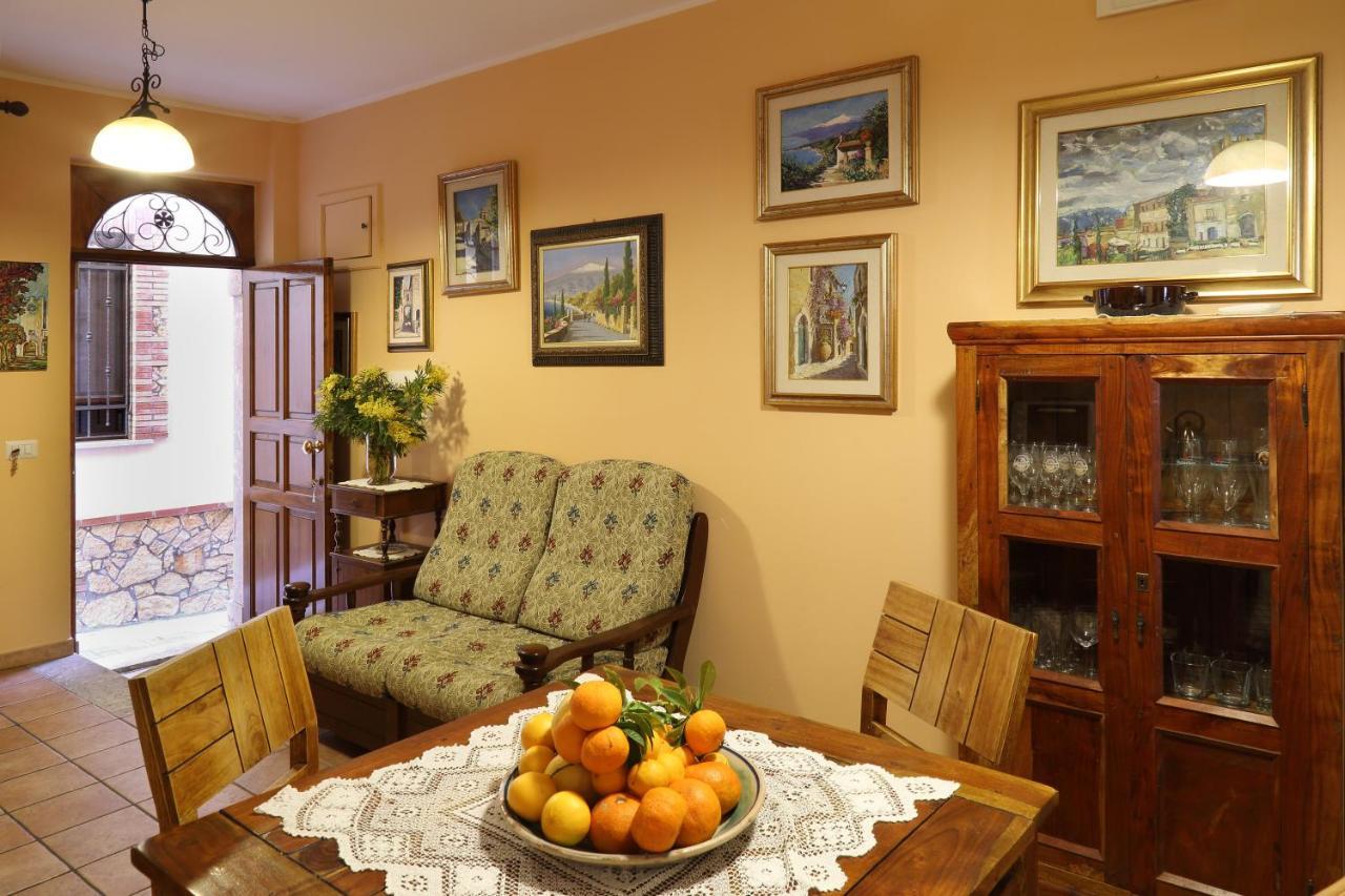 Ferienwohnung Casa Antico Borgo Cuseni Taormina Exterior foto